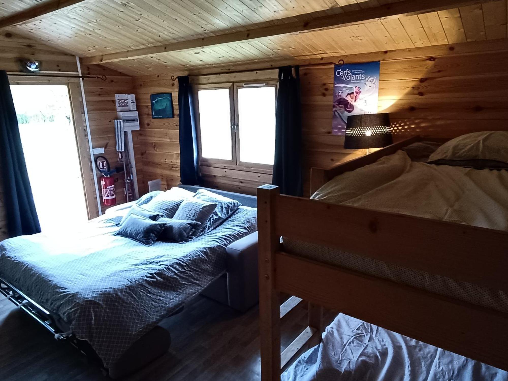 Gite Les Chalets Du Fliers Verton Meubles De Tourisme Classes 2 Etoiles Berck 객실 사진