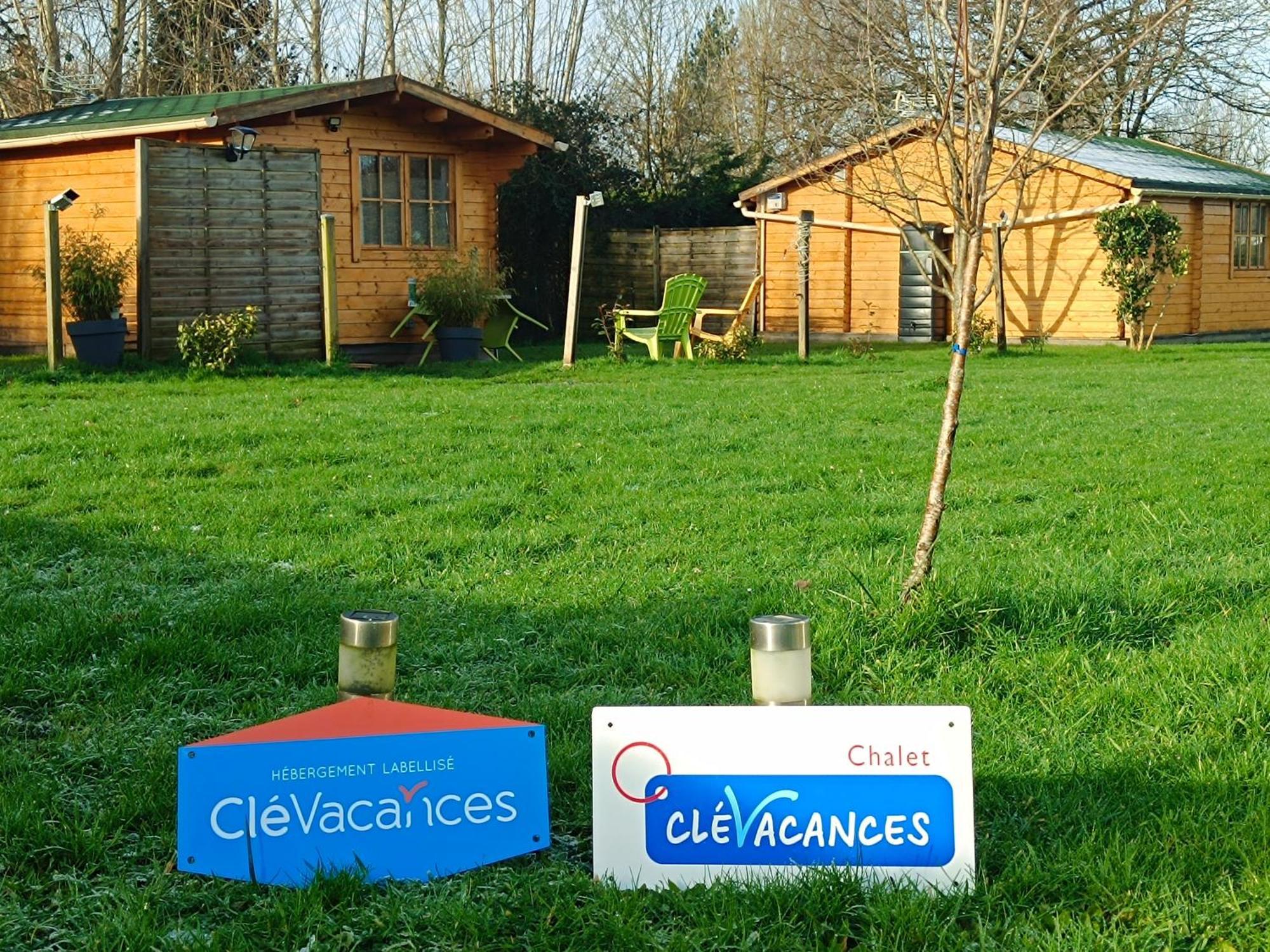 Gite Les Chalets Du Fliers Verton Meubles De Tourisme Classes 2 Etoiles Berck 외부 사진
