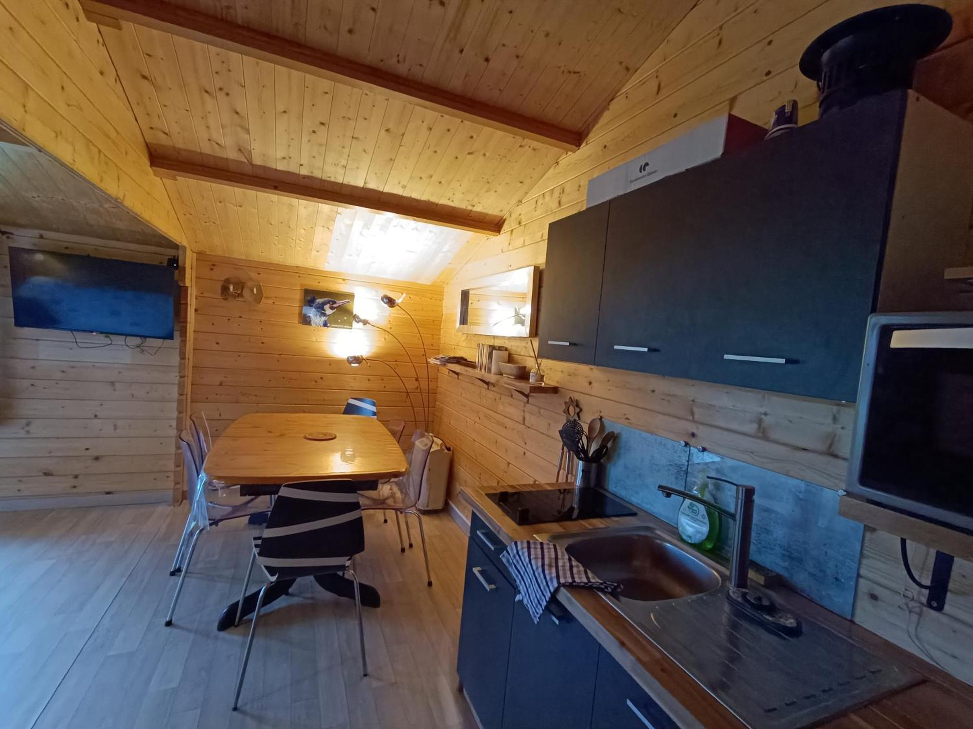 Gite Les Chalets Du Fliers Verton Meubles De Tourisme Classes 2 Etoiles Berck 객실 사진
