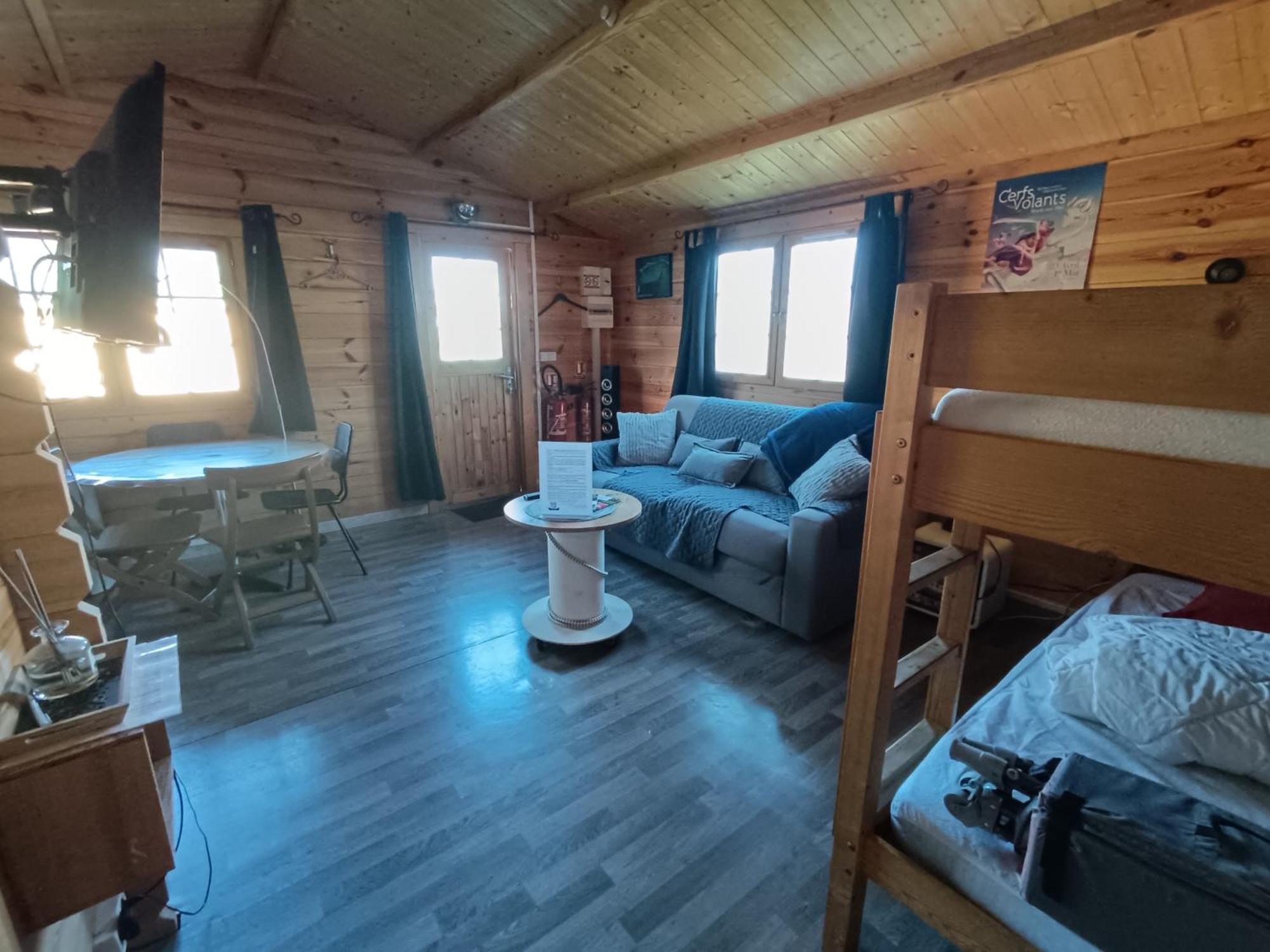 Gite Les Chalets Du Fliers Verton Meubles De Tourisme Classes 2 Etoiles Berck 객실 사진